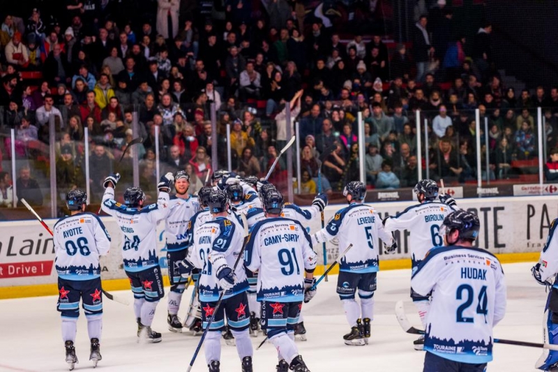 Photo hockey Division 1 - Division 1 : 13ème journée : Morzine-Avoriaz vs Tours  - Tours revient de loin !
