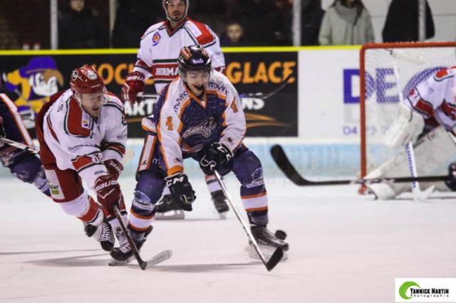 Photo hockey Division 1 - Division 1 : 14ème journée : Clermont-Ferrand vs Anglet - Clermont blessé s