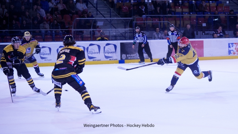 Photo hockey Division 1 - Division 1 : 14ème journée : Lyon vs Chambéry - Lyon se rebiffe en s