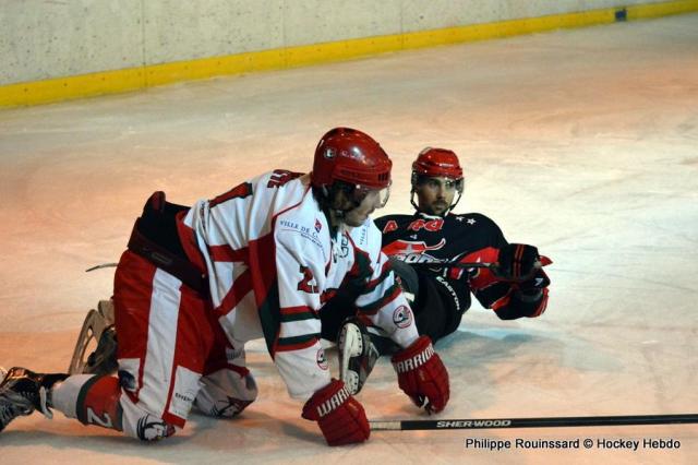Photo hockey Division 1 - Division 1 : 14ème journée : Neuilly/Marne vs Courbevoie  - Neuilly prend la région