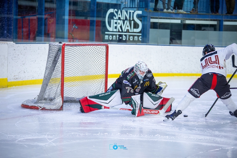 Photo hockey Division 1 - Division 1 : 15ème journée : Mont-Blanc vs Morzine-Avoriaz - Derby engagé, fin de match discutée…