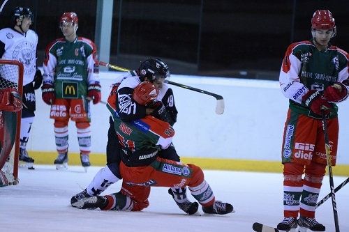 Photo hockey Division 1 - Division 1 : 15ème journée : Mont-Blanc vs Nantes - Nantes en maîtrise