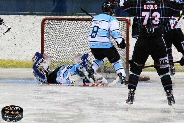 Photo hockey Division 1 - Division 1 : 15ème journée : Mont-Blanc vs Tours - Le Mont-Blanc au dessus des Remparts Photo hockey Division 1 - Division 1 : 15ème journée : Mont-Blanc vs Tours - Le Mont-Blanc au dessus des Remparts