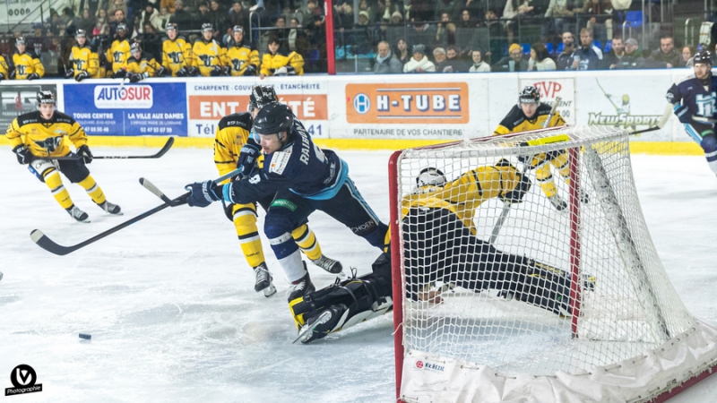 Photo hockey Division 1 - Division 1 : 15ème journée : Tours  vs Chambéry - Tours s