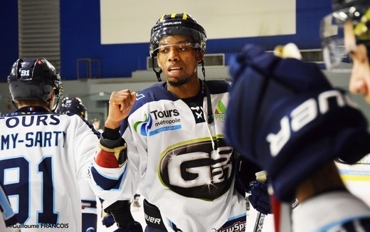 Photo hockey Division 1 - Division 1 : 16ème journée : Nantes vs Tours  - De Solides Remparts 