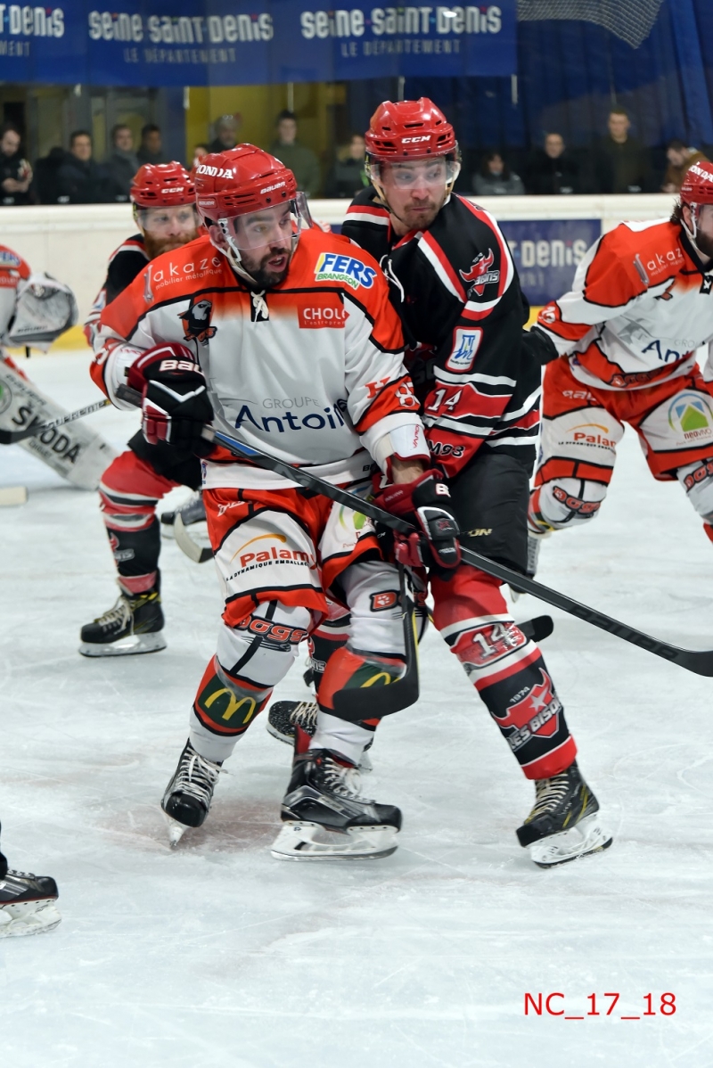 Photo hockey Division 1 - Division 1 : 16ème journée : Neuilly/Marne vs Cholet  - Des Bisons renversants