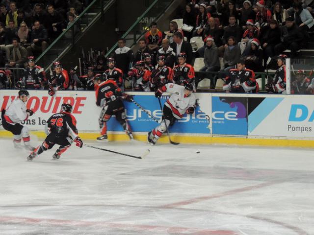 Photo hockey Division 1 - Division 1 : 16ème journée : Bordeaux vs Toulouse-Blagnac - Les Boxers lavent l’affront slovène fait à Mériadeck Photo hockey Division 1 - Division 1 : 16ème journée : Bordeaux vs Toulouse-Blagnac - Les Boxers lavent l’affront slovène fait à Mériadeck