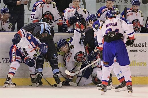Photo hockey Division 1 - Division 1 : 17ème journée : Tours  vs Mulhouse - D1 : Mulhouse détroné