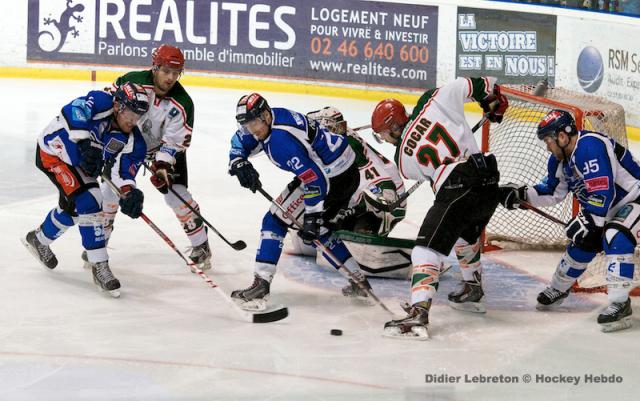 Photo hockey Division 1 - Division 1 : 18ème journée : Nantes vs Mont-Blanc - Les Yétis foncent vers les sommets, les Corsaires plongent vers les abîmes