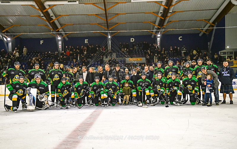 Photo hockey Division 1 - Division 1 : 19ème journée : Nantes vs Mont-Blanc - Nantes fête ses 40 ans par un festival de buts