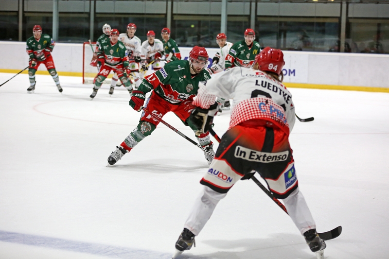 Photo hockey Division 1 - Division 1 : 1ère journée : Mont-Blanc vs Cholet  - D1 : La première tient ses promesses !