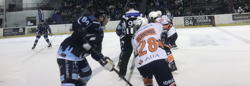 Photo hockey Division 1 - Division 1 : 1ère journée : Tours  vs Montpellier  - Tours démarre en fanfare