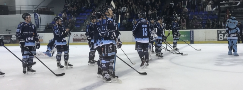 Photo hockey Division 1 - Division 1 : 1ère journée : Tours  vs Montpellier  - Tours démarre en fanfare