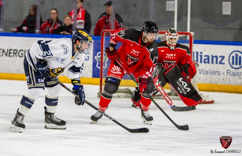 Photo hockey Division 1 - Division 1 : 1ère journée : Valenciennes vs Villard-de-Lans - Valenciennes frôle l