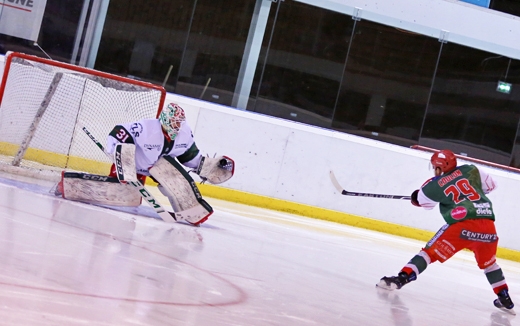 Photo hockey Division 1 - Division 1 : 20ème journée : Mont-Blanc vs Cergy-Pontoise - D1 : Le sourire du Joker !