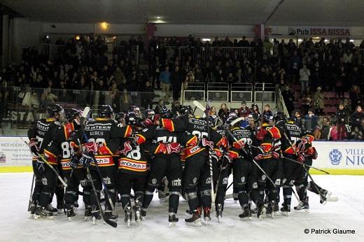 Photo hockey Division 1 - Division 1 : 20ème journée : Nice vs Neuilly/Marne - Nice / Neuilly sur Marne : Réactions d