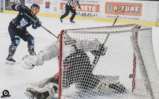 Photo hockey Division 1 - Division 1 : 20ème journée : Tours  vs Morzine-Avoriaz - Victoire de Tours face à Morzine-Avoriaz