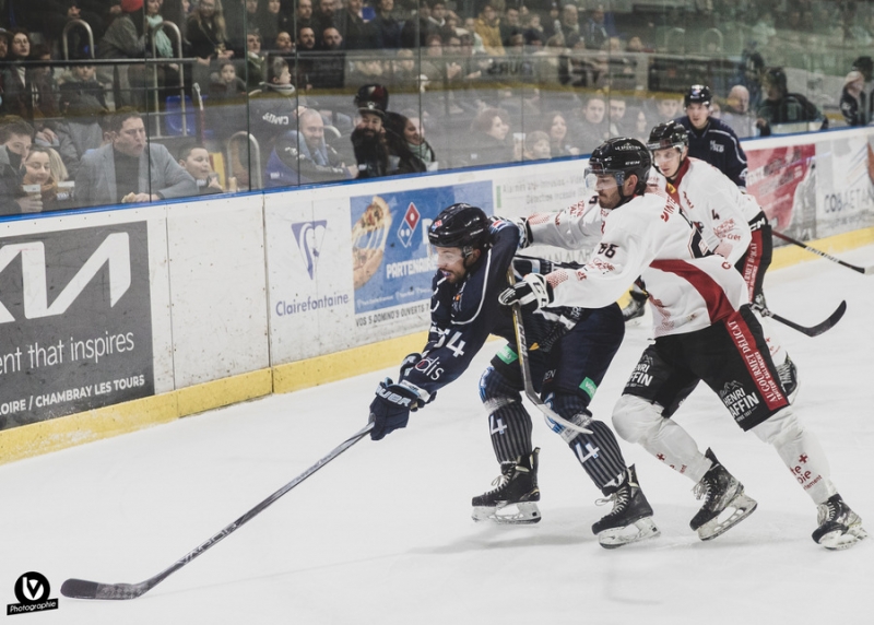 Photo hockey Division 1 - Division 1 : 20ème journée : Tours  vs Morzine-Avoriaz - Victoire de Tours face à Morzine-Avoriaz