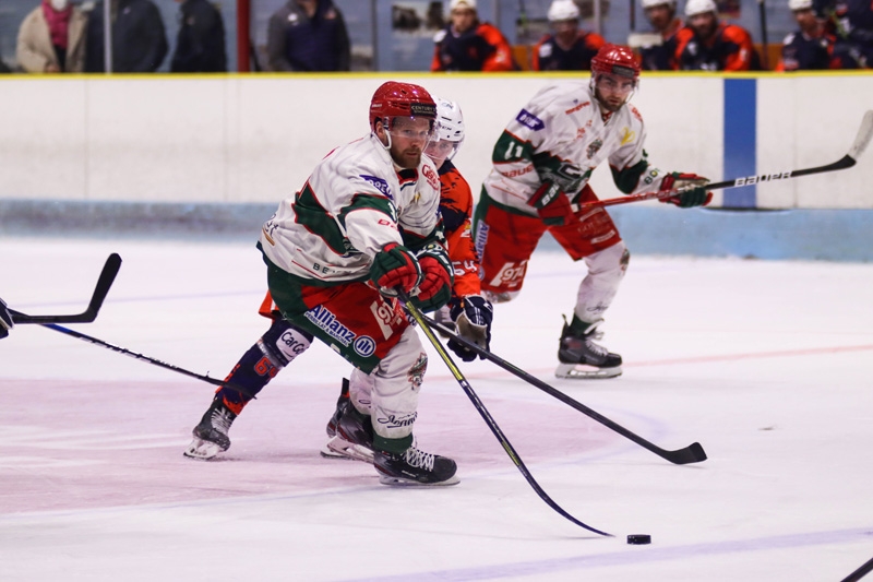 Photo hockey Division 1 - Division 1 : 22ème journée : Clermont-Ferrand vs Mont-Blanc - Clermont défait mais en progression