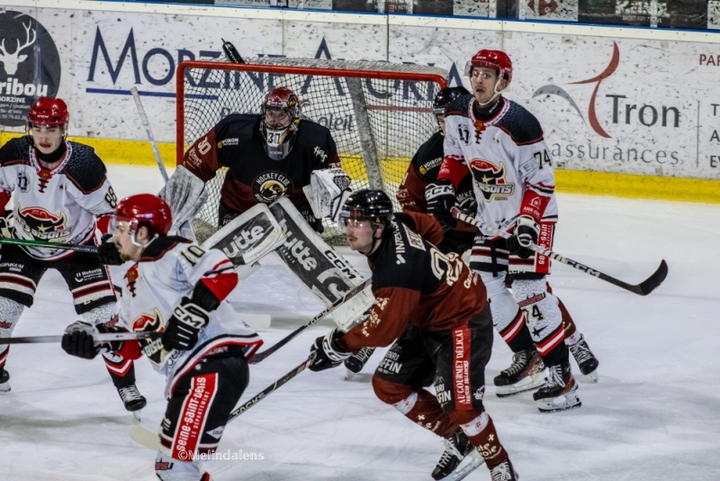 Photo hockey Division 1 - Division 1 : 22ème journée : Morzine-Avoriaz vs Neuilly/Marne - Morzine fait tomber Neuilly et respire