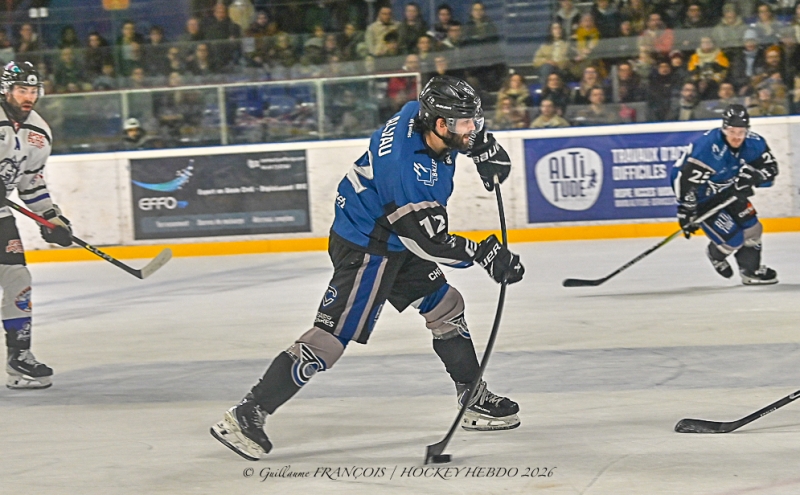 Photo hockey Division 1 - Division 1 : 22ème journée : Nantes vs Courchevel-Méribel-Pralognan - Le HCMP s’impose aux tirs au but sur la glace des Corsaires de Nantes