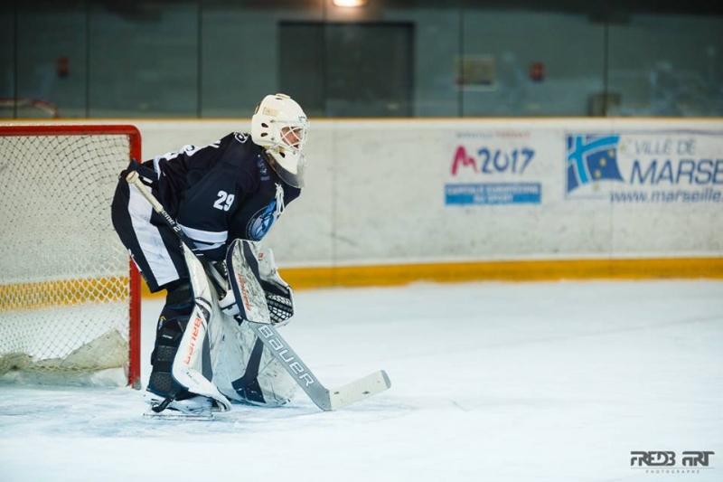 Photo hockey Division 1 - Division 1 : 23ème journée : Marseille vs Neuilly/Marne - Les Spartiates se donnent de l