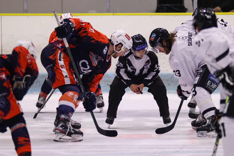 Photo hockey Division 1 - Division 1 : 24ème journée : Clermont-Ferrand vs Brest  - Dominer le premier tiers, n’est pas gagner la partie