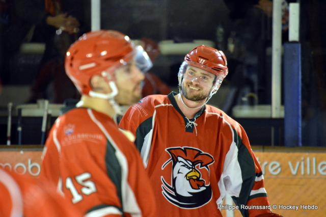 Photo hockey Division 1 - Division 1 : 24ème journée : Courbevoie  vs Tours  - Les Coqs virevoltent