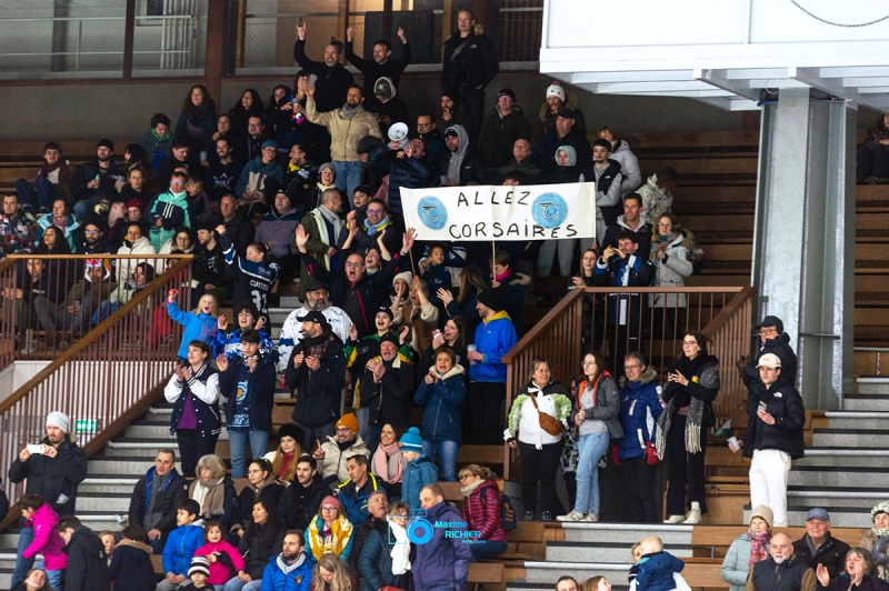 Photo hockey Division 1 - Division 1 : 24ème journée : Mont-Blanc vs Nantes - Koivisto show et Nantes victorieux !