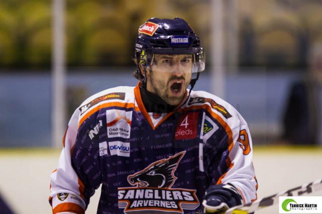 Photo hockey Division 1 - Division 1 : 25ème journée : Clermont-Ferrand vs La Roche-sur-Yon - D1 : Clermont... Enfin une victoire !