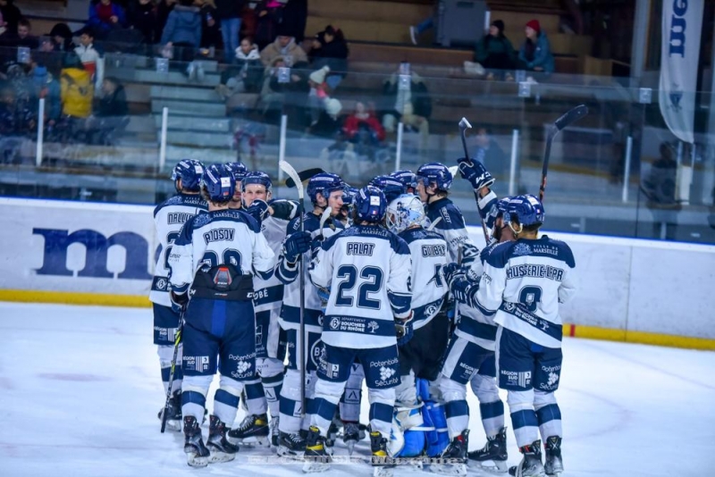 Photo hockey Division 1 - Division 1 : 25ème journée : Mont-Blanc vs Marseille - Marseille assomme les Yétis !