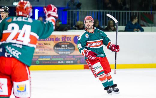 Photo hockey Division 1 - Division 1 : 26ème journée : Anglet vs Neuilly/Marne - Anglet au finish