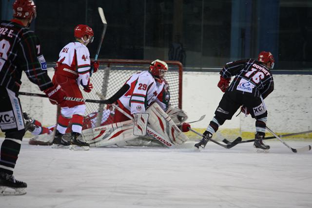 Photo hockey Division 1 - Division 1 : 26ème journée : Mont-Blanc vs Courbevoie  - Mont-Blanc termine par un succès
