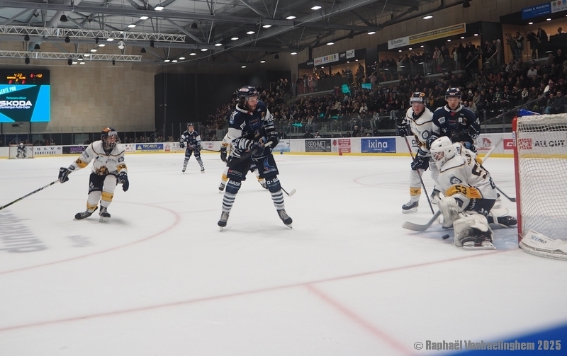 Photo hockey Division 1 - Division 1 : 27ème journée : Dunkerque vs Villard-de-Lans - Dunkerque monte sur la 2ème marche du podium