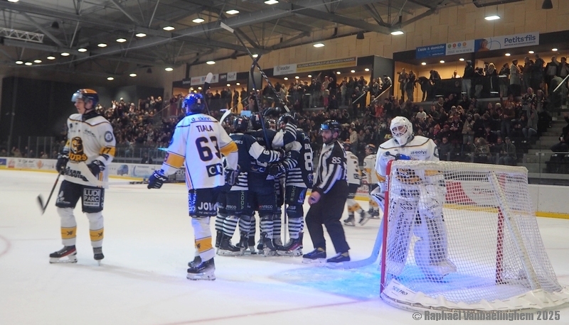 Photo hockey Division 1 - Division 1 : 27ème journée : Dunkerque vs Villard-de-Lans - Dunkerque monte sur la 2ème marche du podium