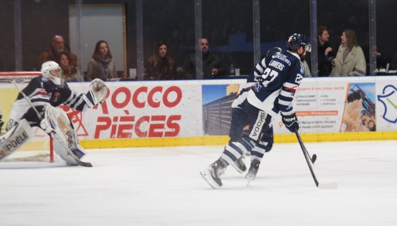 Photo hockey Division 1 - Division 1 : 28ème journée : Dunkerque vs Neuilly/Marne - Dunkerque enchaîne en s’imposant aux tirs au but face à Neuilly-sur-Marne