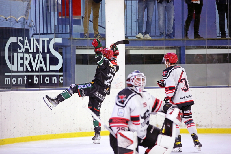 Photo hockey Division 1 - Division 1 : 2ème journée : Mont-Blanc vs Neuilly/Marne - Match renversant !