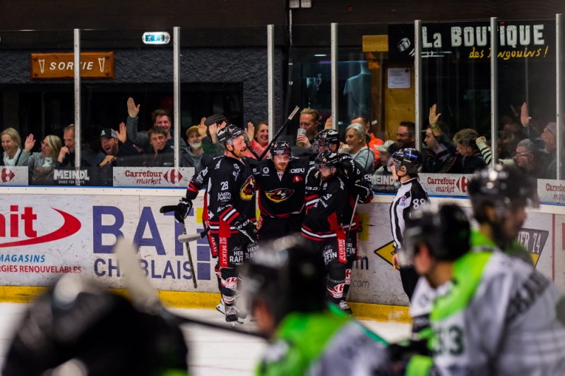Photo hockey Division 1 - Division 1 : 2ème journée : Morzine-Avoriaz vs Epinal  - Première rencontre a domicile pour les Pingouins 