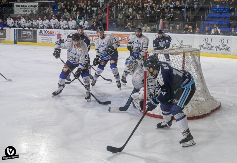 Photo hockey Division 1 - Division 1 : 2ème journée : Tours  vs Courchevel-Méribel-Pralognan - Tours vs HCMP - Reportage photos