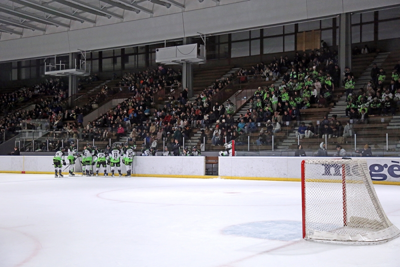 Photo hockey Division 1 - Division 1 : 30ème journée : Mont-Blanc vs Epinal  - Les Yétis chassent les Wildcats