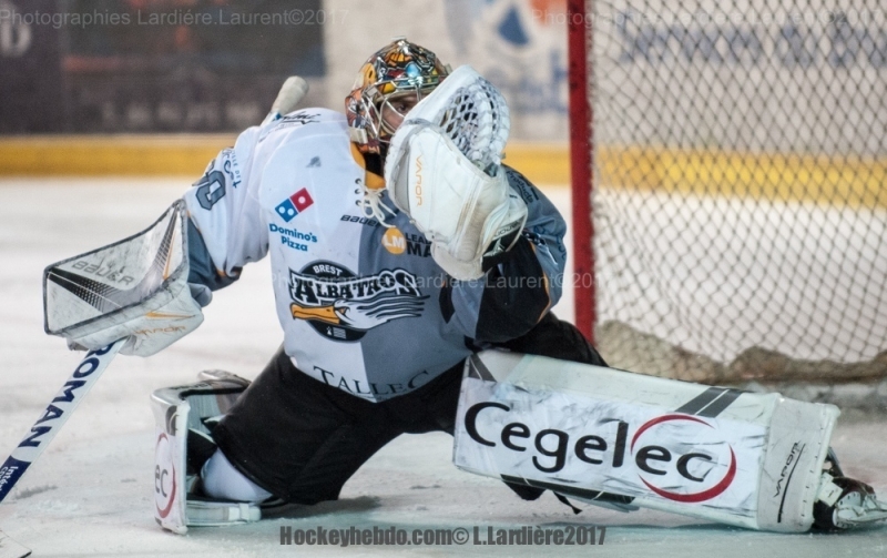 Photo hockey Division 1 - Division 1 : 3ème journée : Briançon  vs Brest  - D1: Brest blanchi les Diables rouges 