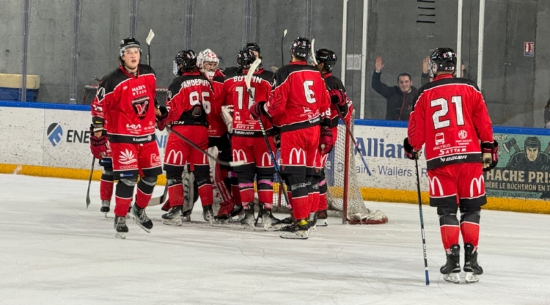 Photo hockey Division 1 - Division 1 : 3ème journée : Valenciennes vs Courchevel-Méribel-Pralognan - les Diables frappent fort à Valigloo