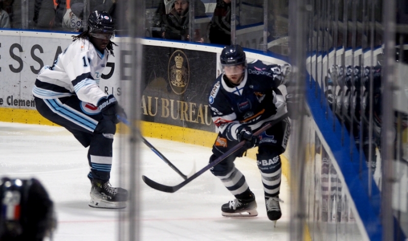 Photo hockey Division 1 - Division 1 : 4ème journée : Dunkerque vs Tours  - Dunkerque surclasse Tours à domicile 