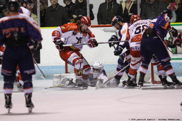 Photo hockey Division 1 - Division 1 : 5ème journée : Clermont-Ferrand vs Cholet  - Les Dogs croquent les Sangliers
