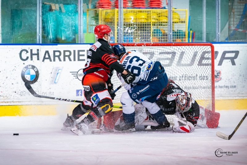 Photo hockey Division 1 - Division 1 : 9ème journée : Cholet  vs Dunkerque - Une cinquième pour Cholet