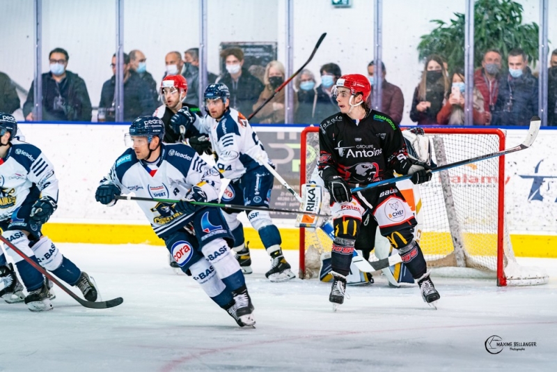 Photo hockey Division 1 - Division 1 : 9ème journée : Cholet  vs Dunkerque - Une cinquième pour Cholet