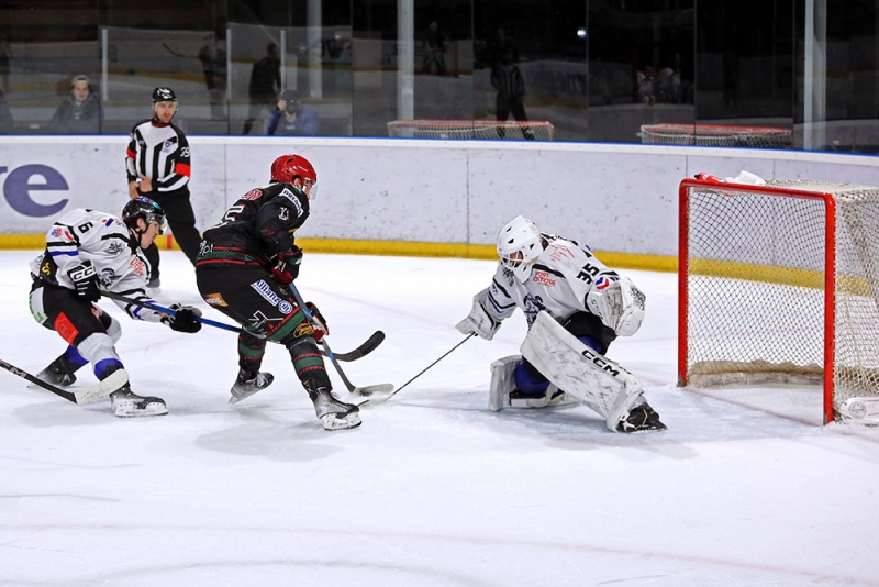 Photo hockey Division 1 - Division 1 : 9ème journée : Mont-Blanc vs Courchevel-Méribel-Pralognan - Les Bouks au bout d’un match fou !