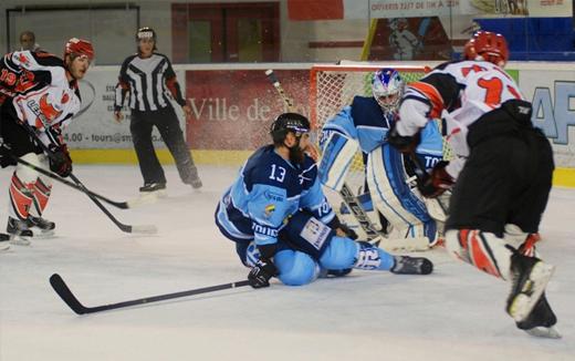 Photo hockey Division 1 - Division 1 : 9ème journée : Tours  vs Neuilly/Marne - Des retrouvailles manquées
