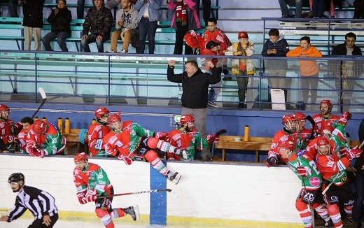 Photo hockey Division 1 - Division 1 : Mont-Blanc (Les Yetis) - D1 - Mont-Blanc : Julien Guimard poursuit l’aventure