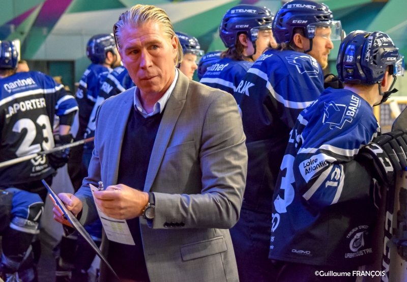 Photo hockey Division 1 - Division 1 : Nantes (Les Corsaires) - Division 1 - Présentation Nantes